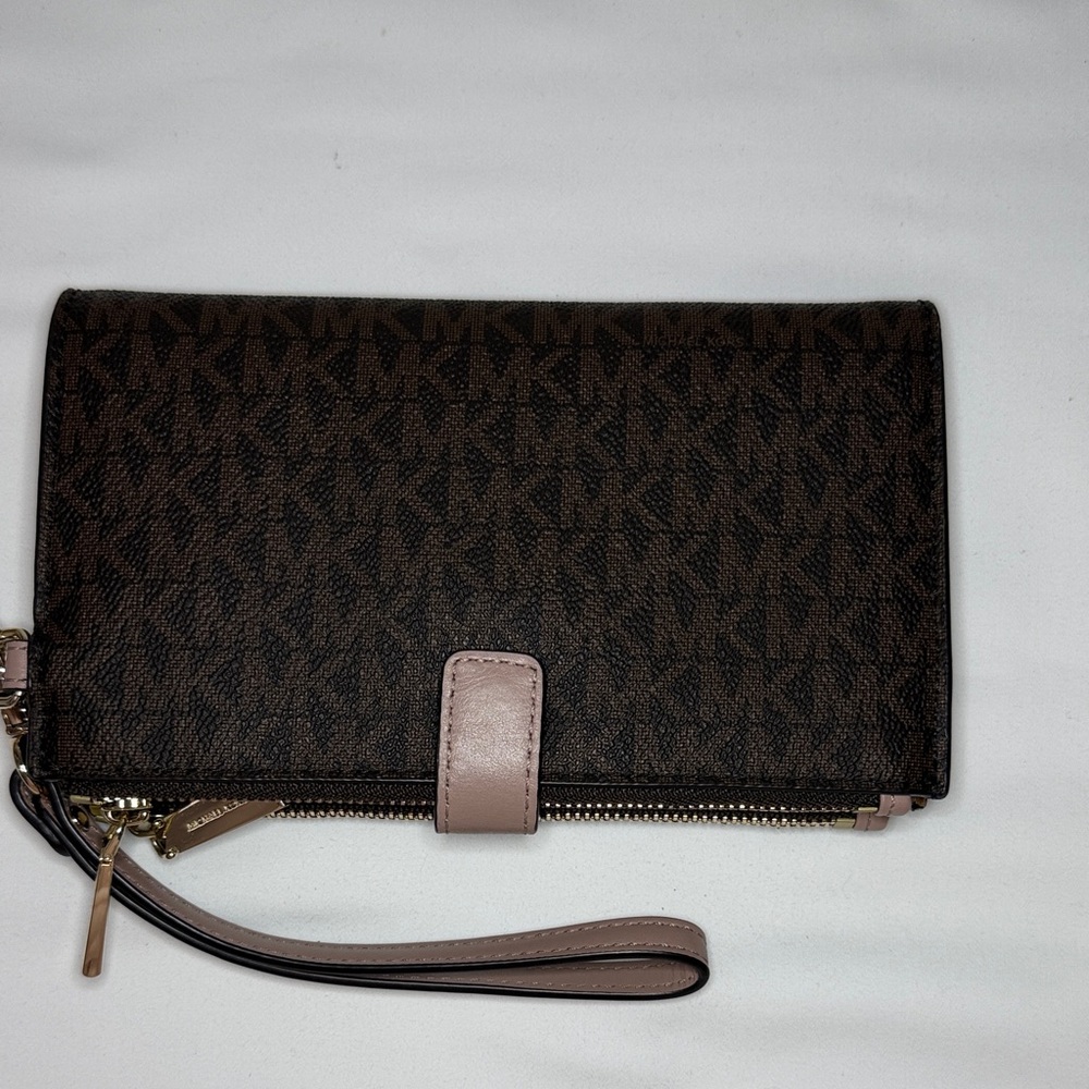 MICHAEL MICHAEL KORS‎ Adele Logo Smartphone wristlet Wallet - Picture 4 of 12